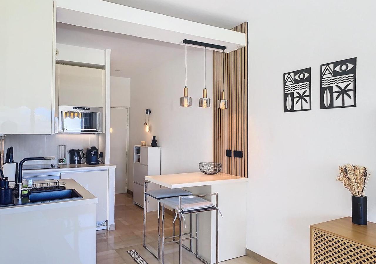 Apartment T1bis Vue Et Port Marina Baie Des Anges *